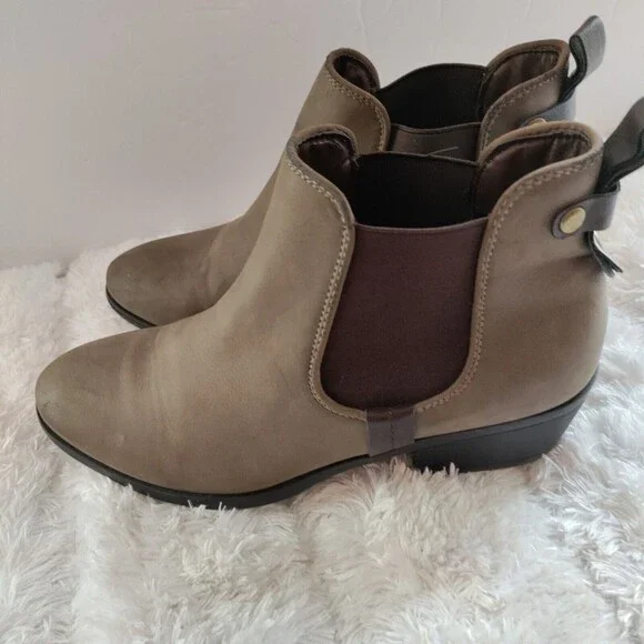 Madden Girl Ankle Boots Pull On Block Heel Women’s Size 8 Taupe Fabric - Picture 3 of 7